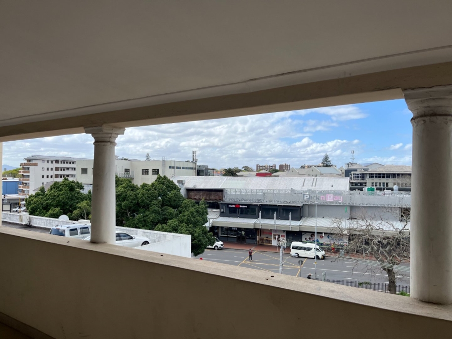 To Let 1 Bedroom Property for Rent in Rondebosch Western Cape
